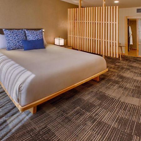 Galeria Plaza Irapuato Hotel Kültér fotó