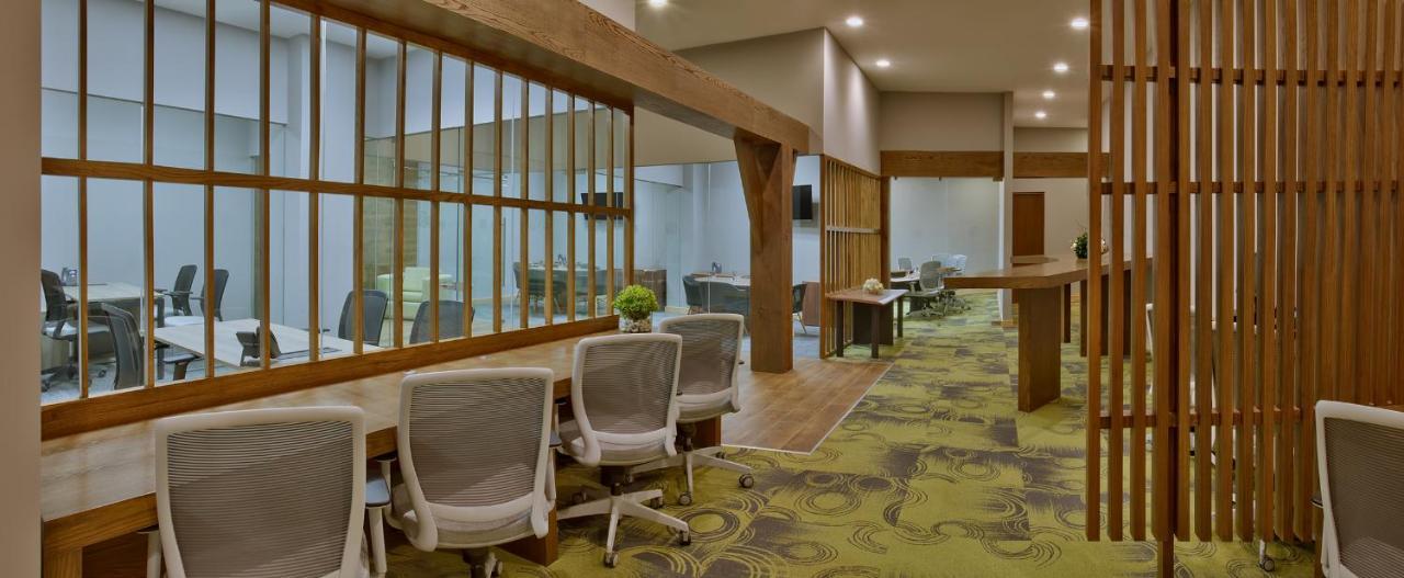Galeria Plaza Irapuato Hotel Kültér fotó